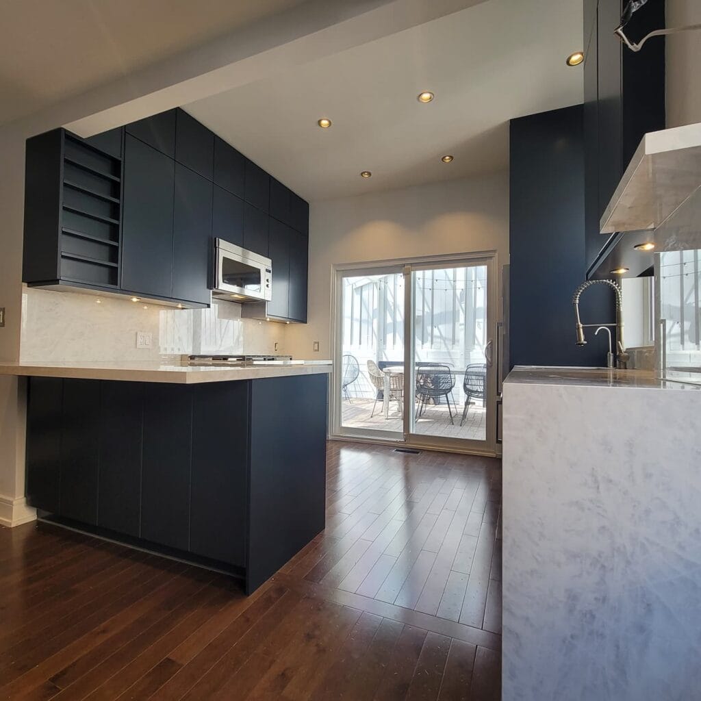 spray painted cabinets Markham